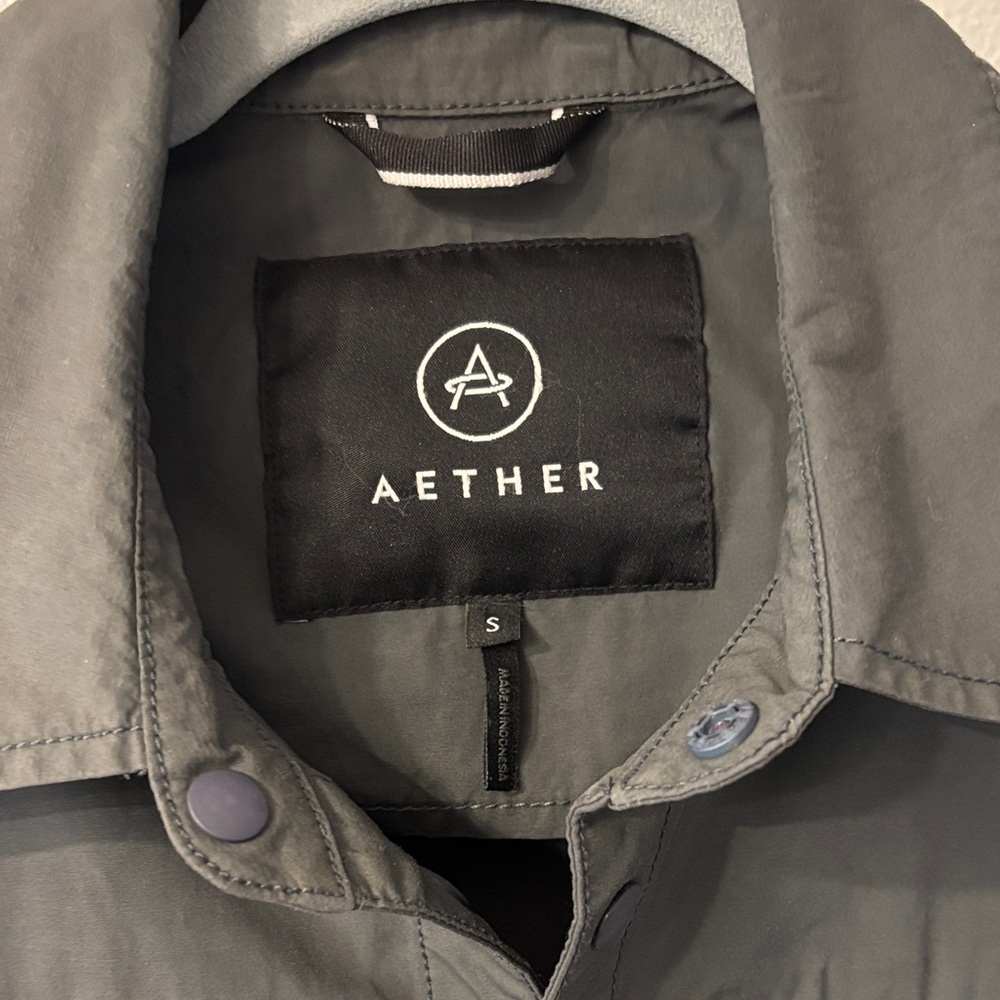 Aether Men's Lightweight Jacket - Picture 8 of 9